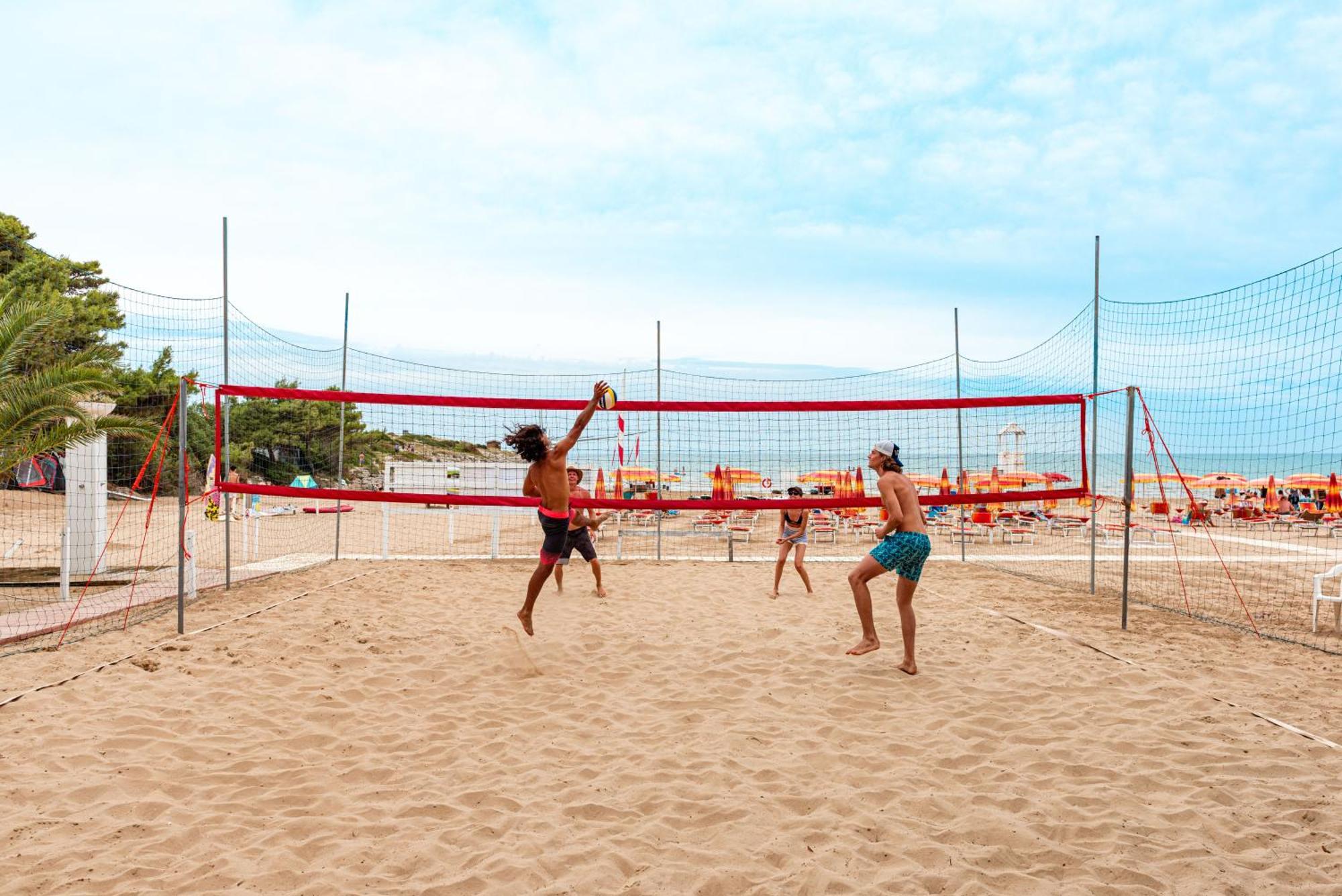 Villaggio Camping Punta Lunga Vieste Exterior photo